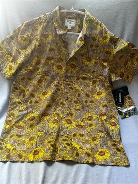 Captain Fin NWT Sunflower Floral Button Up Shirt Large